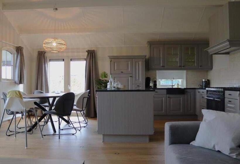 호텔 Hoeve De Zeeanjelier