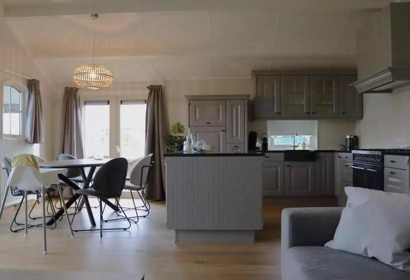 ホテル Hoeve De Zeeanjelier