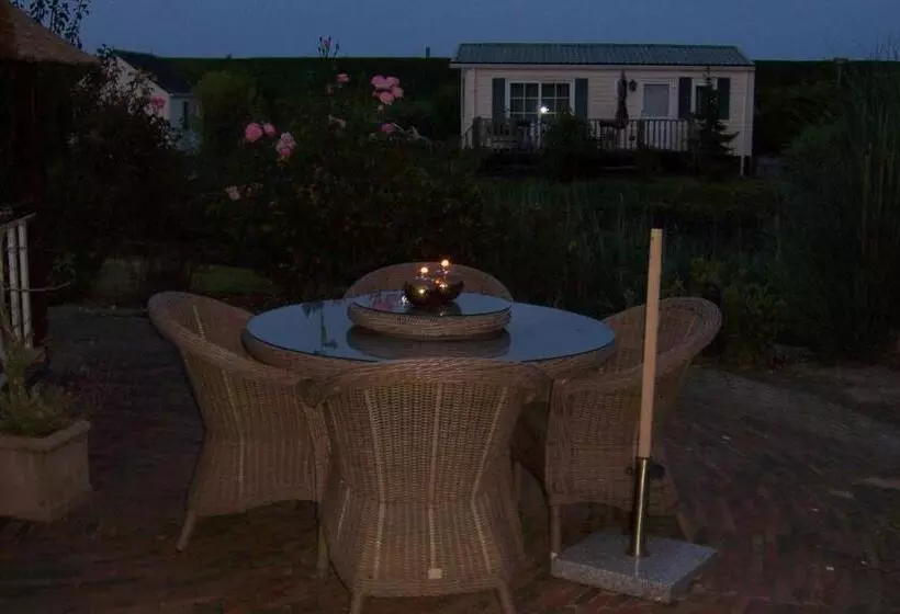 ホテル Hoeve De Zeeanjelier