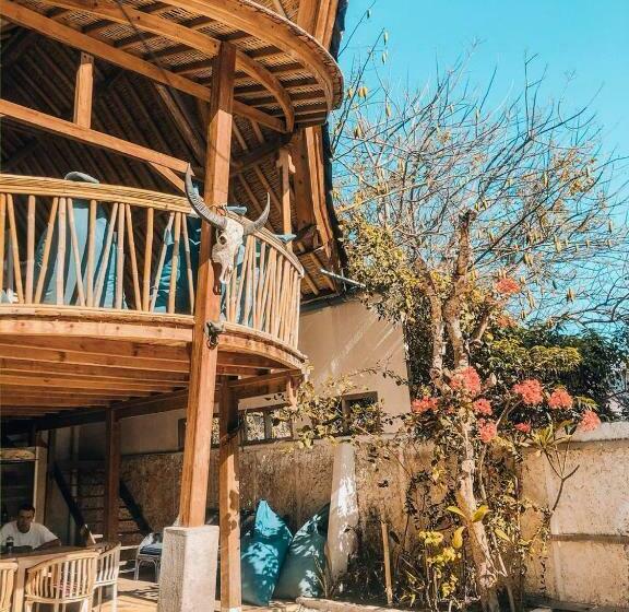 ホテル The 5 Brothers