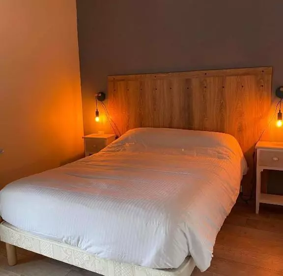 Aamiaismajoitus (B&B) Le Marquis De La Guintre