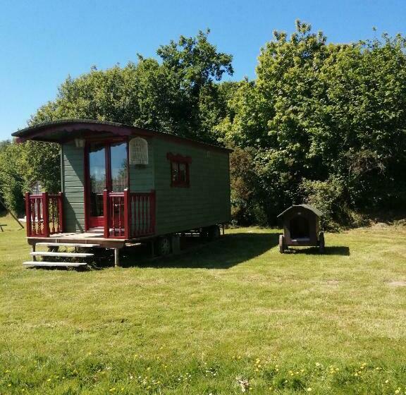 تختخواب و صبحانه Roulotte Coin De Nature