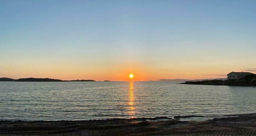 ベッドアンドブレックファースト Villa Roka