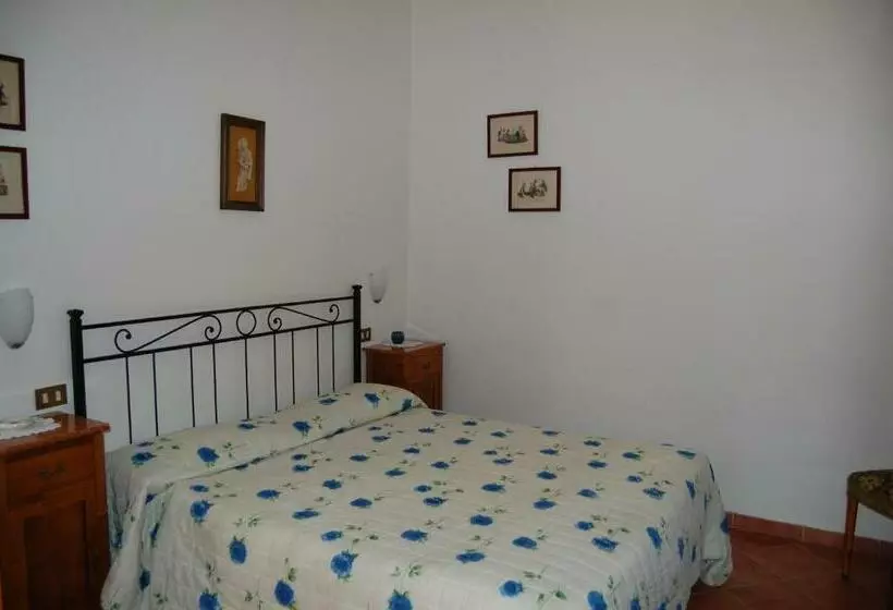 ホテル Agriturismo Campo Contile