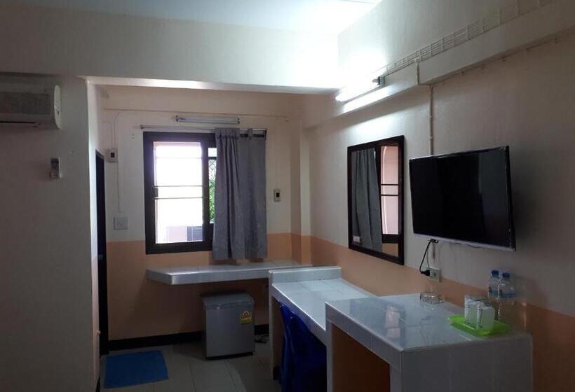 בית מלון כפרי Centerpoint