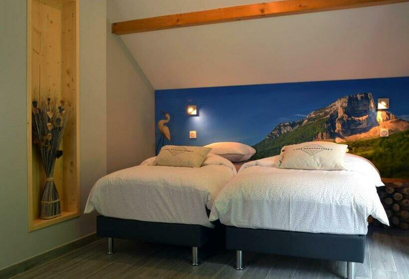 בית מלון כפרי Le Moulin Des Chartreux   1733