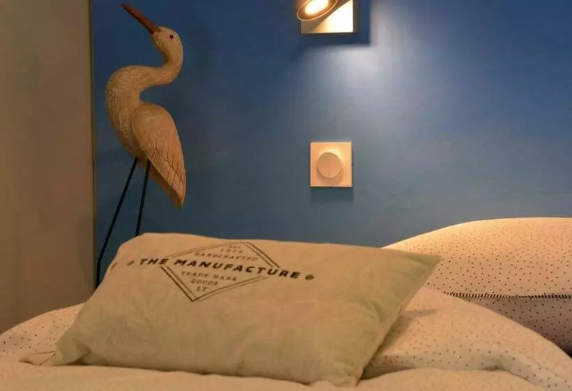 ホテル Le Moulin Des Chartreux   1733