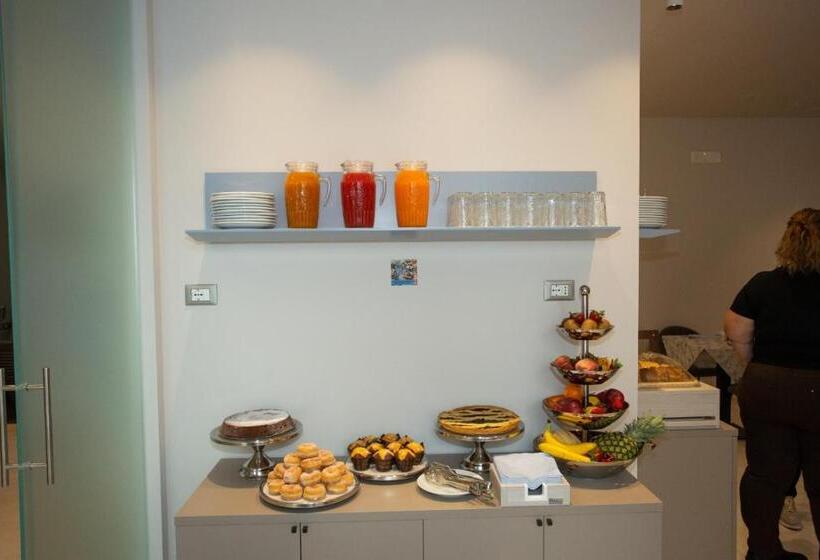 ホテル Odissea Residence E Rooms