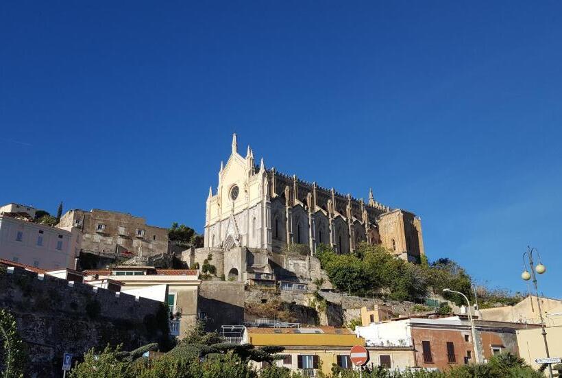 پانسیون Galù Guest House Gaeta