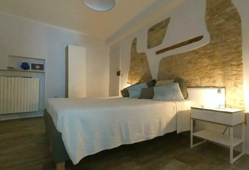 ペンション Isi Guesthouse