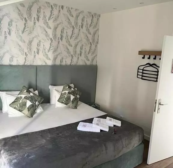 ペンション Junqueira76 Guesthouse