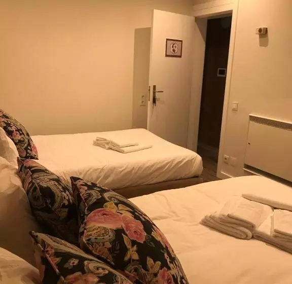 ペンション Junqueira76 Guesthouse