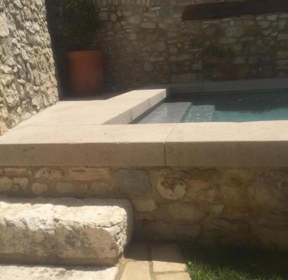 膳宿费 Le Village