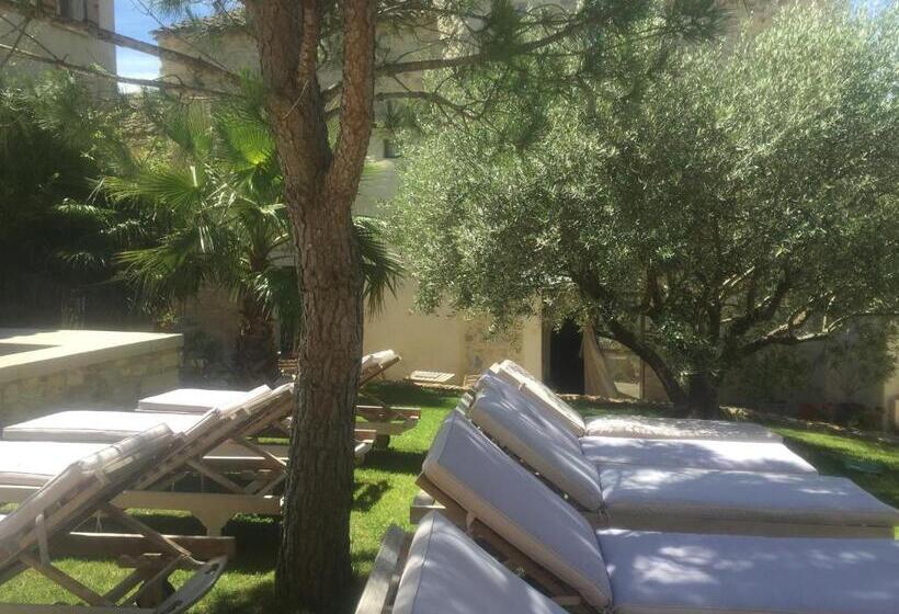 膳宿费 Le Village