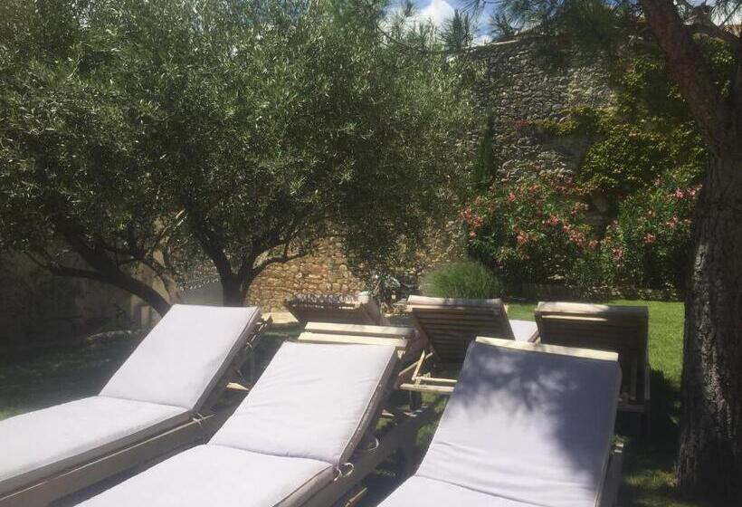 膳宿费 Le Village