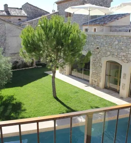 Majatalo Le Village