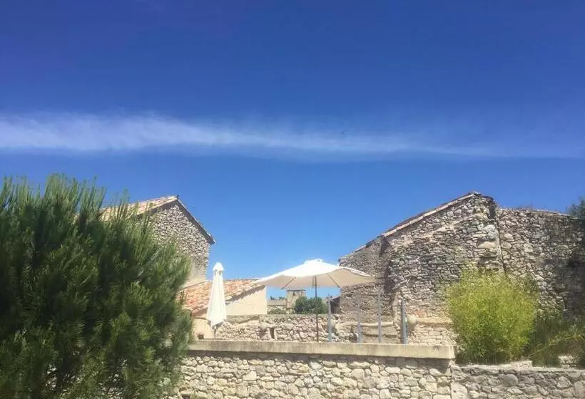 Majatalo Le Village