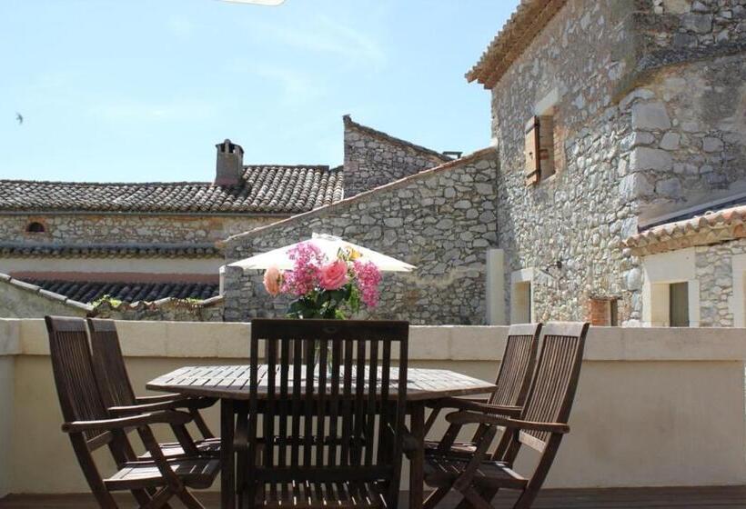 膳宿费 Le Village