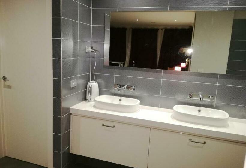 פנסיון Lucky House