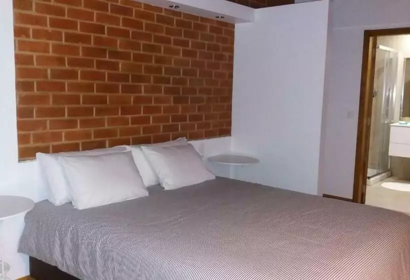 پانسیون Travelers By Rio Natural