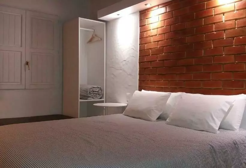 پانسیون Travelers By Rio Natural