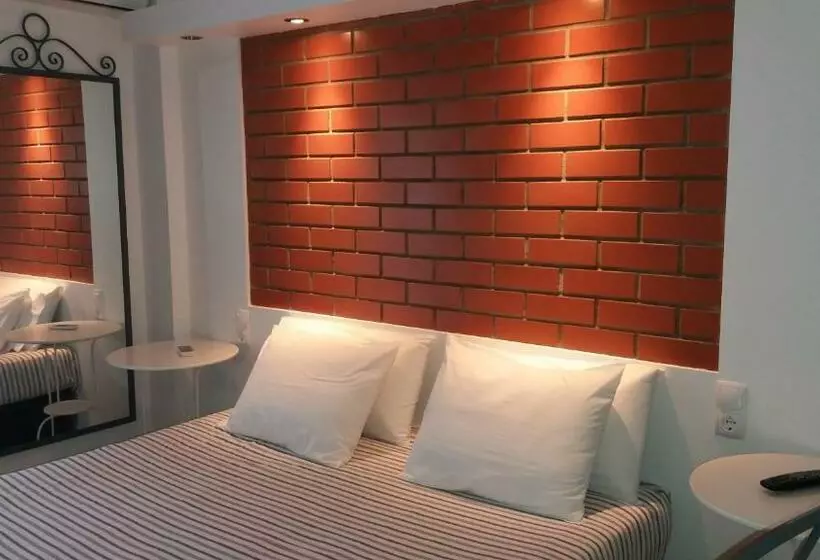 پانسیون Travelers By Rio Natural