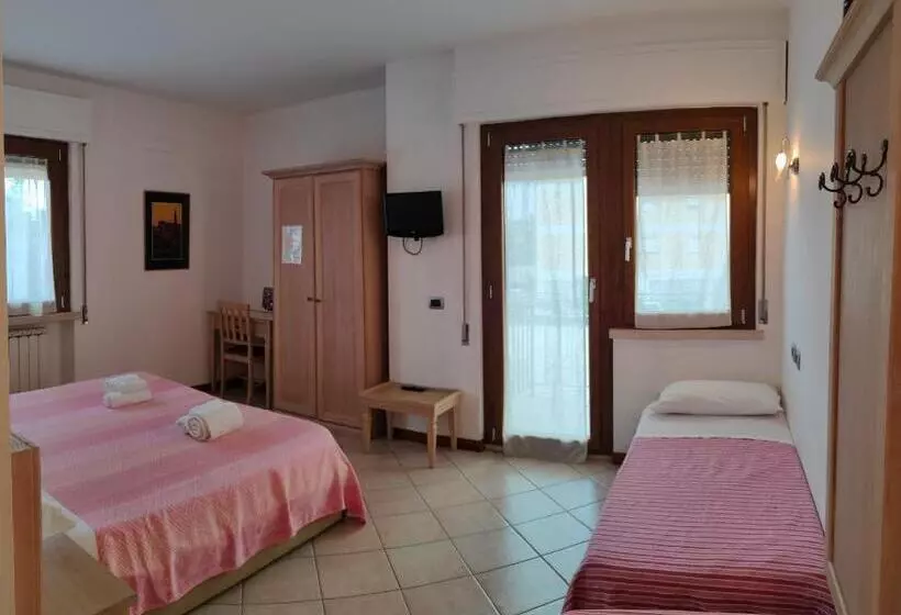 پانسیون Camere Rufino A Pochi Chilometri Dal Centro Di Perugia E Da Assisi