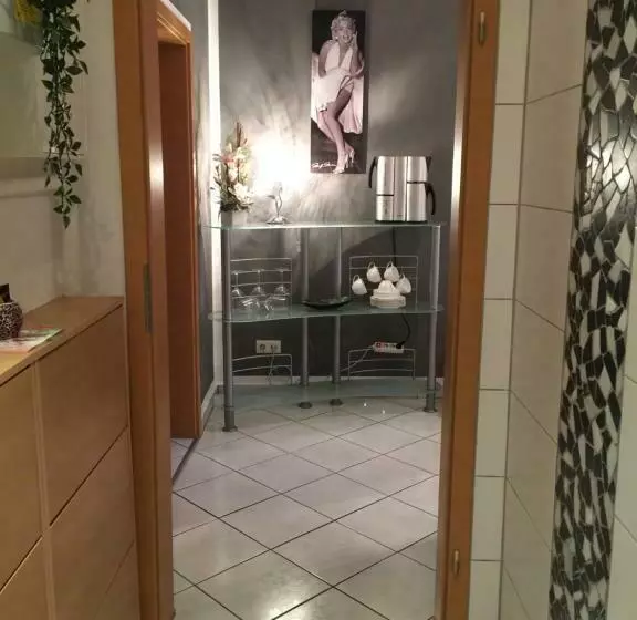 ペンション In Fürth Wie Zuhause