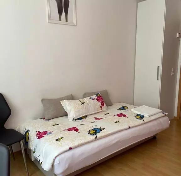 ペンション In Fürth Wie Zuhause