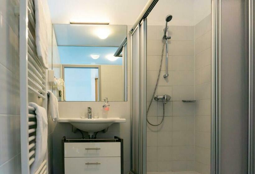 Пансион Kaplan Am Kurpark