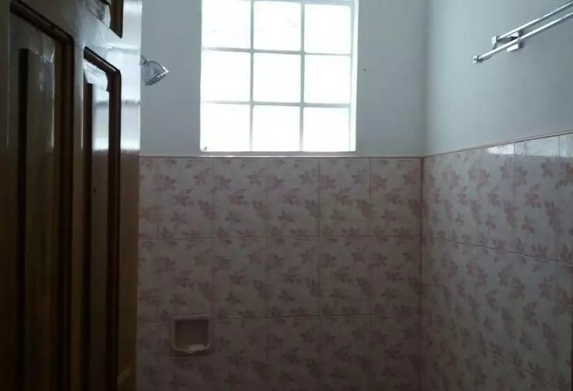 ペンション R & R  Guesthouse