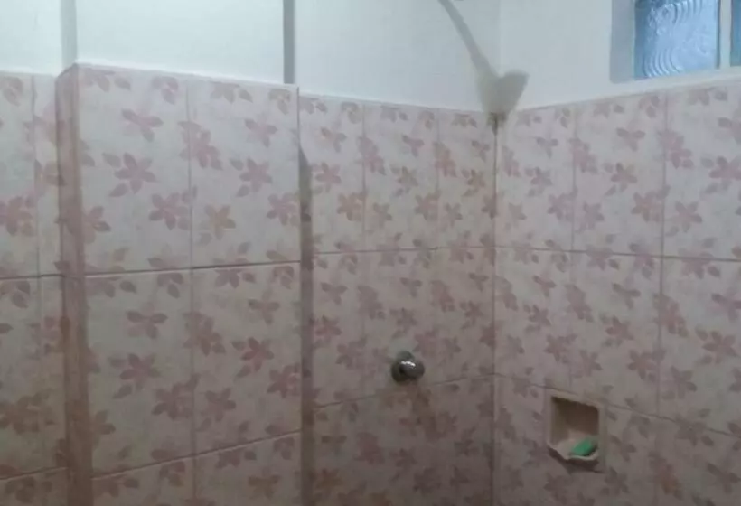 ペンション R & R  Guesthouse