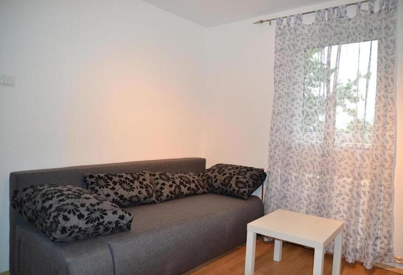 펜션 Seerestaurant & Suiten Hayat