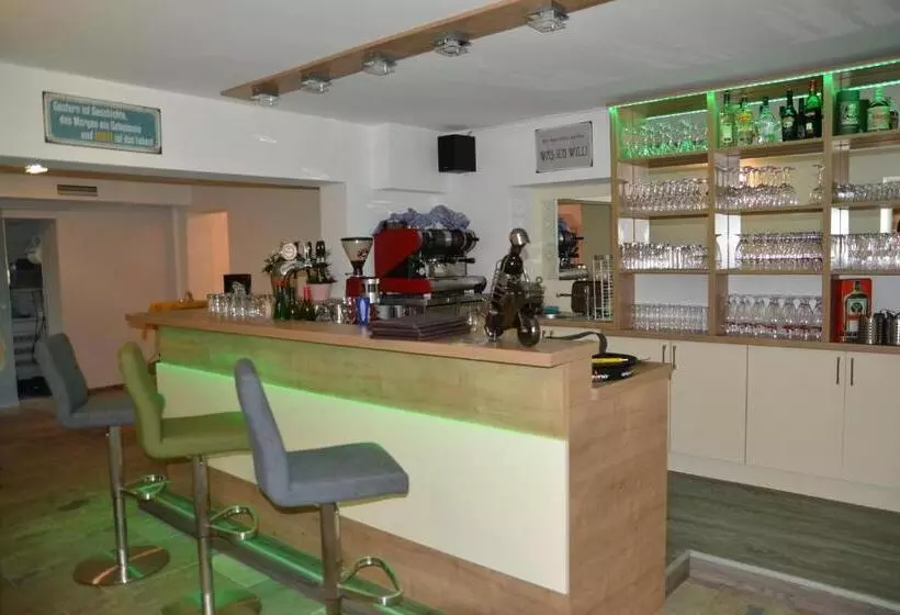 Majatalo Seerestaurant & Suiten Hayat