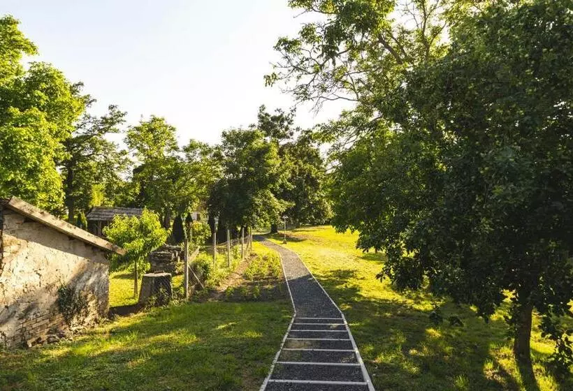Majatalo Tolnay Kúria és Vendégház