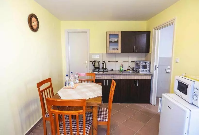 Majatalo Tolnay Kúria és Vendégház