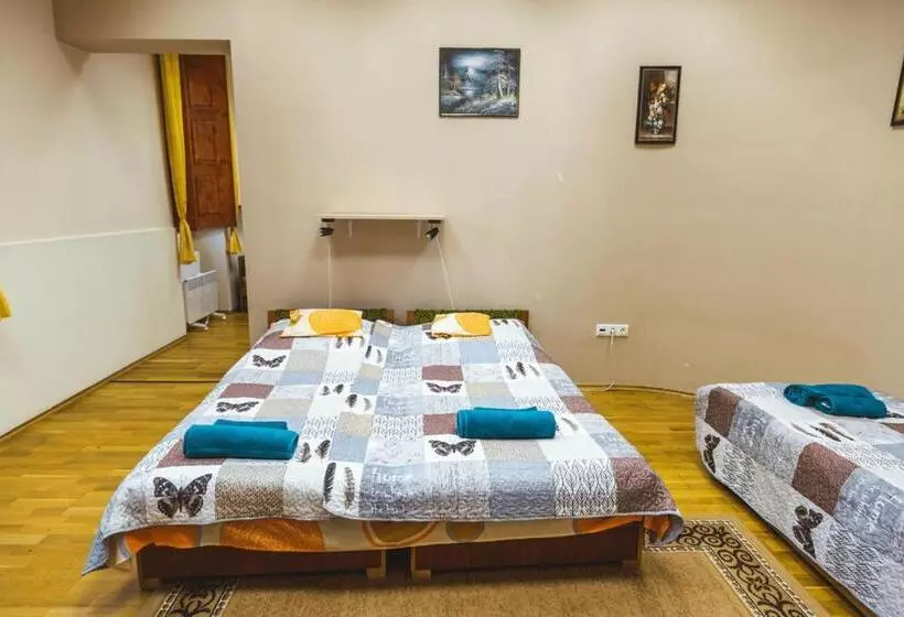 Majatalo Tolnay Kúria és Vendégház