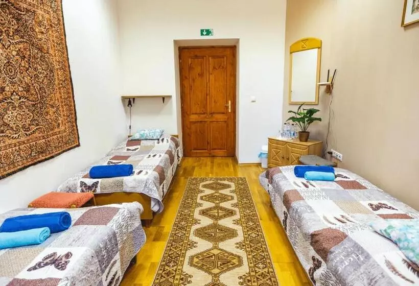 Majatalo Tolnay Kúria és Vendégház