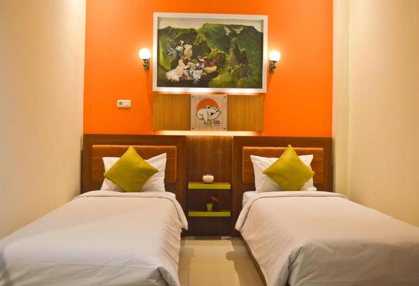 The Cabin Tanjung Hotel Wonosobo