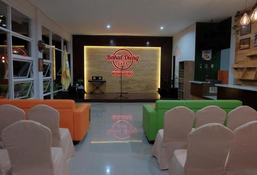 The Cabin Tanjung Hotel Wonosobo