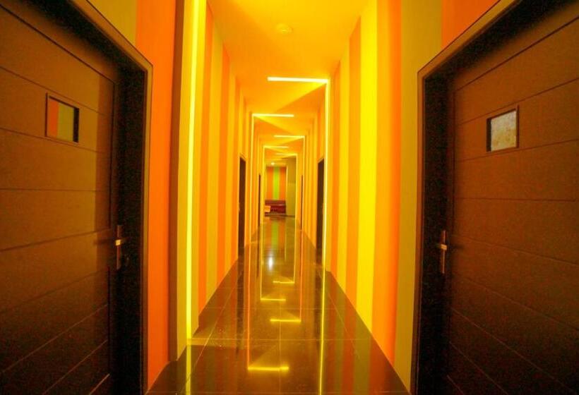 The Cabin Tanjung Hotel Wonosobo