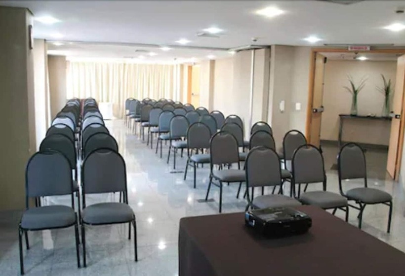 Отель Belo Horizonte Plaza