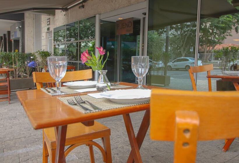 Отель Belo Horizonte Plaza