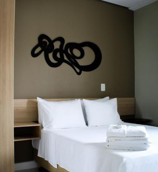 هتل Higienopolis & Suites