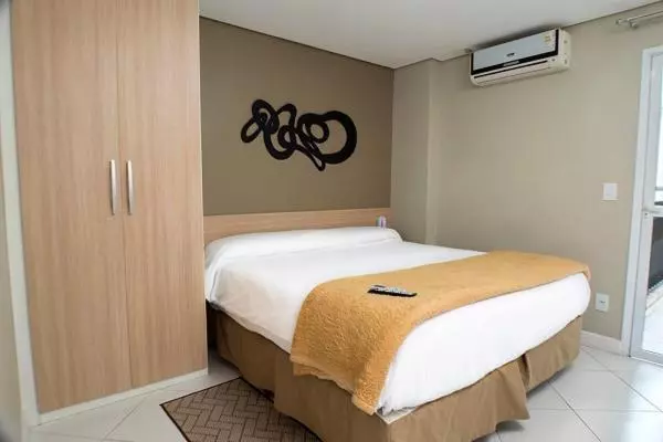 هتل Higienopolis  & Suites