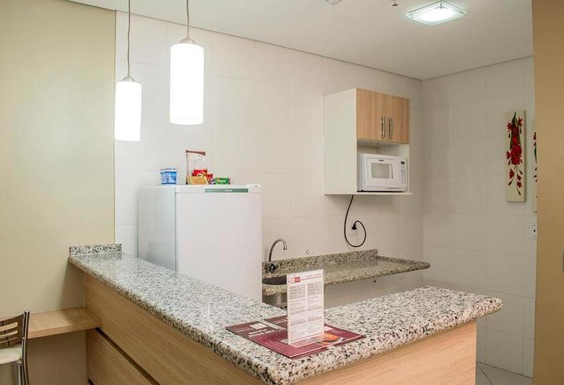 هتل Higienopolis & Suites