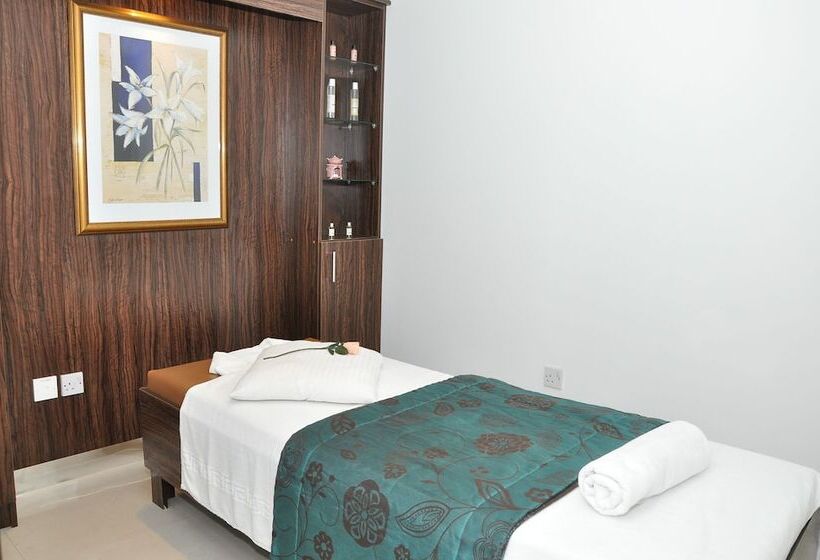 Phoenix Plaza Hotel Apartments