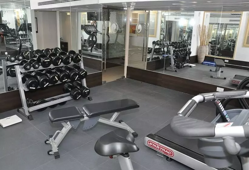 Phoenix Plaza Hotel Apartments