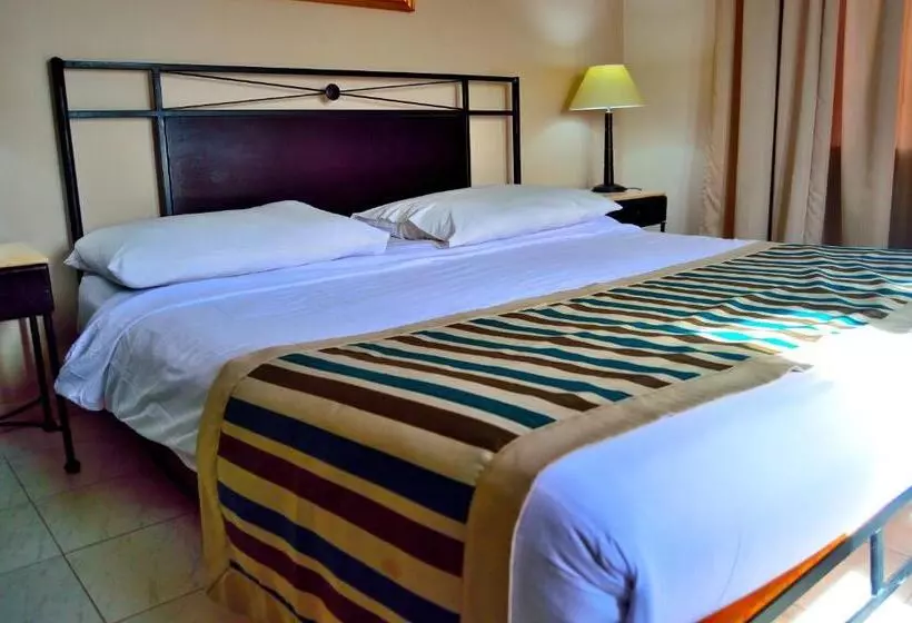 בית מלון כפרי JAZ Neo Naama Bay