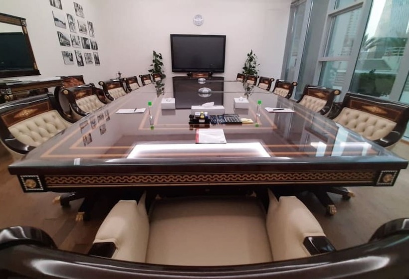 Marina Hotel Apartments